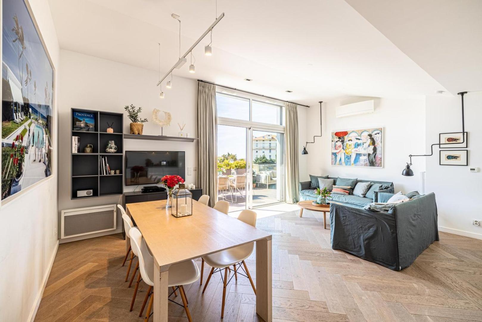 Le Boreal Penthouse Avec Terrasse Et Vue Panoramique Spectaculaire Sur La Ville